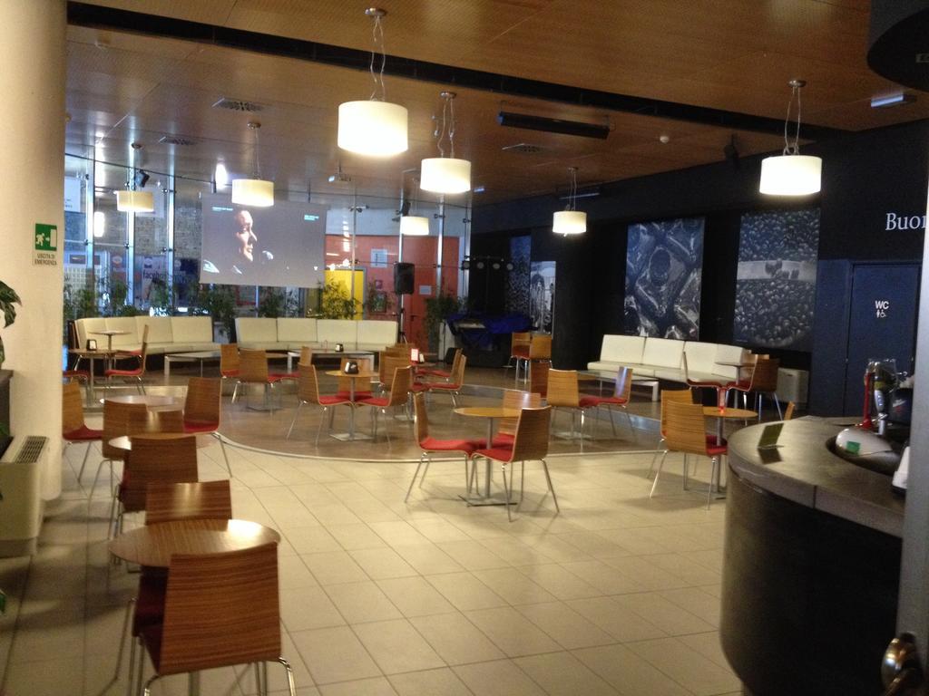 Olimpic Village Th Sestriere Apartments Bagian luar foto