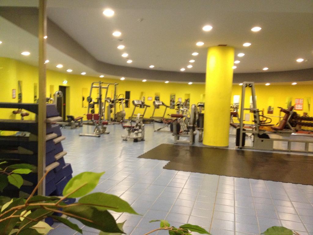 Olimpic Village Th Sestriere Apartments Bagian luar foto