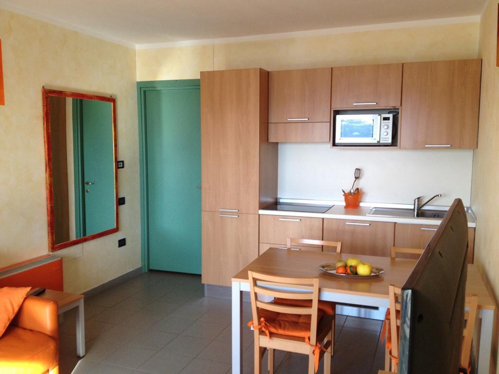 Olimpic Village Th Sestriere Apartments Bagian luar foto