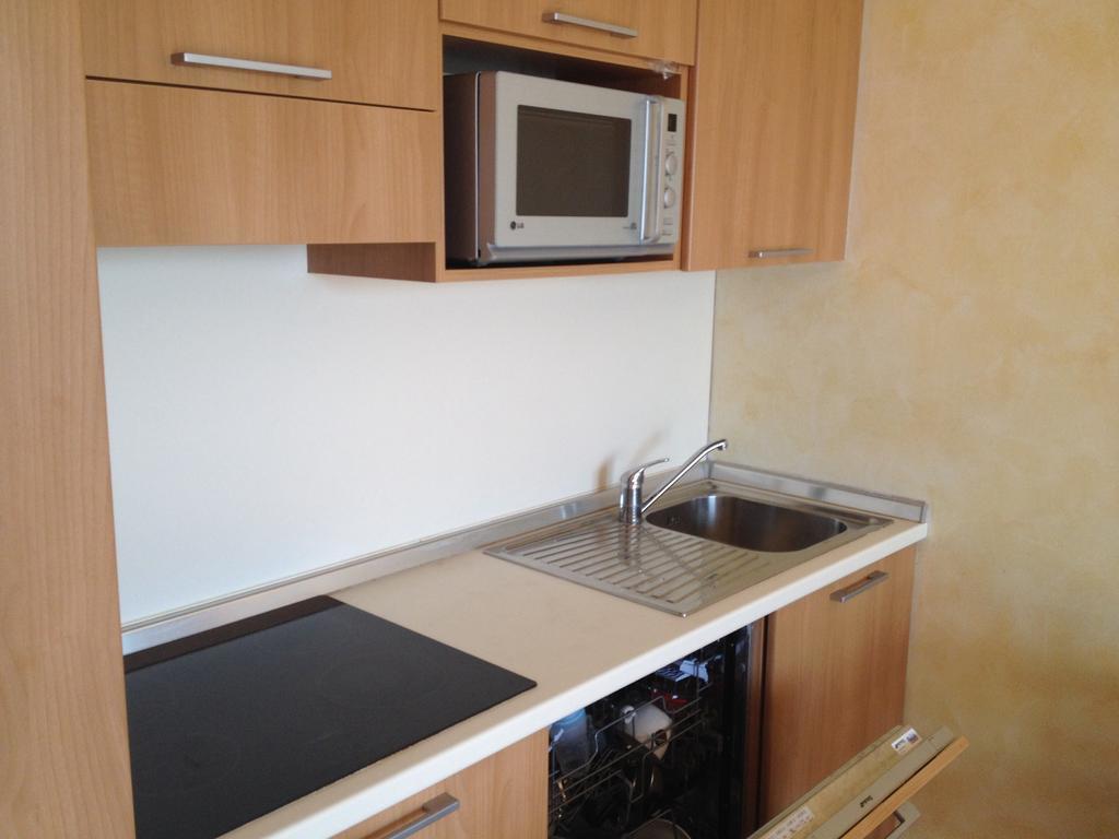 Olimpic Village Th Sestriere Apartments Bagian luar foto