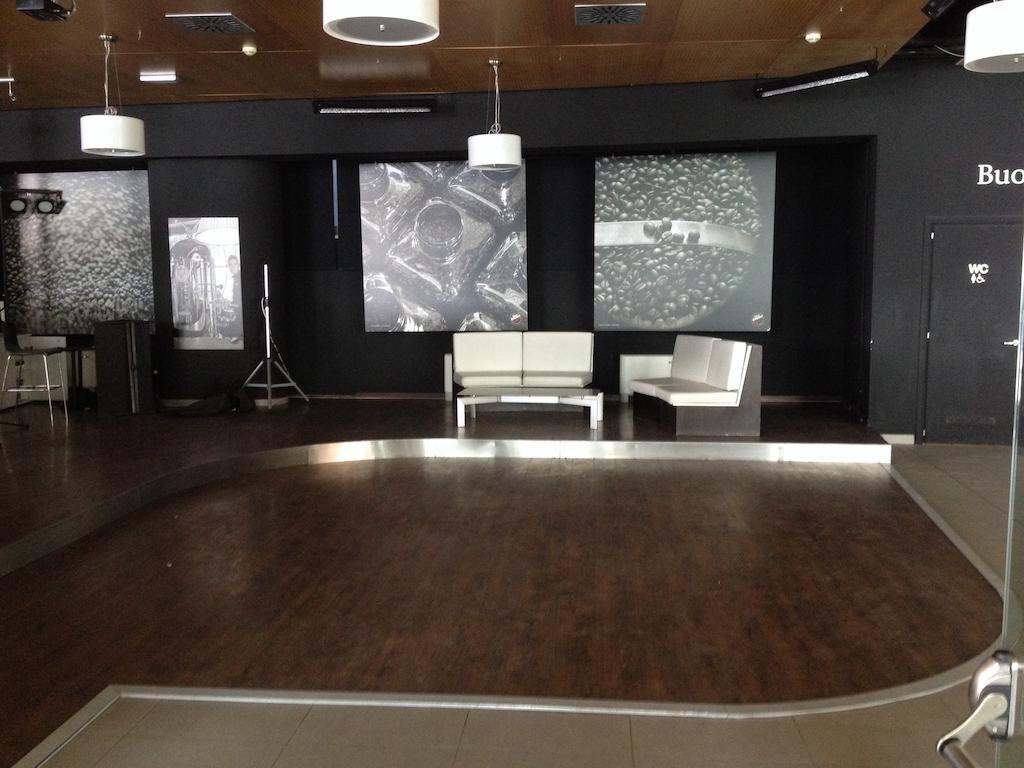 Olimpic Village Th Sestriere Apartments Bagian luar foto